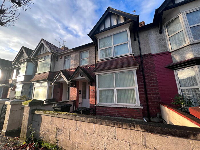 1 Bedroom Terraced House To Rent In County Road, Swindon, Wiltshire, SN1