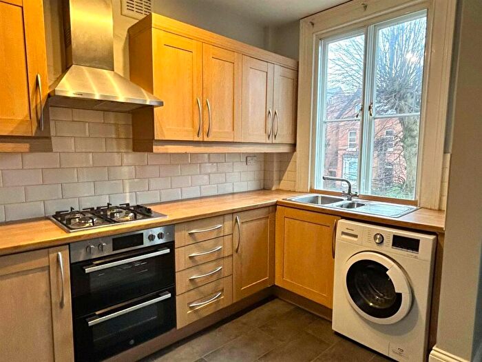 2 Bedroom Apartment To Rent In York Road, Edgbaston, Birmingham, B16