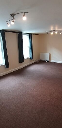1 Bedroom Flat To Rent In High Street, Rochester, ME1