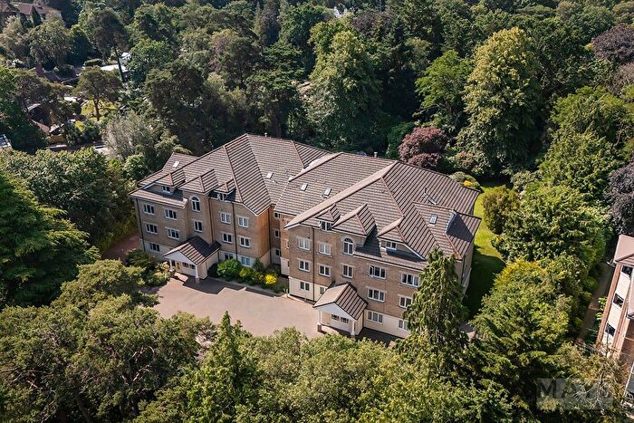 3 Bedroom Apartment For Sale In Parkbury Balcombe Road, Branksome Park, BH13