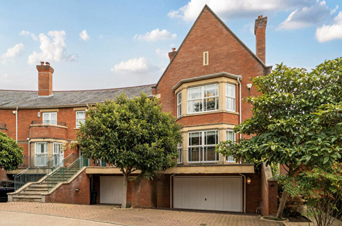4 Bedroom End Of Terrace House For Sale In Sandy Lane, Virginia Water, Surrey, GU25