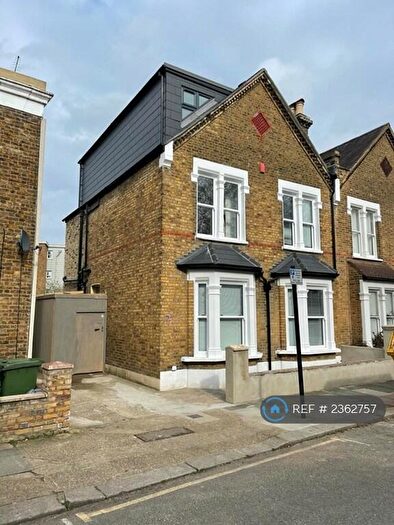 Studio To Rent In Lewisham, London, SE13