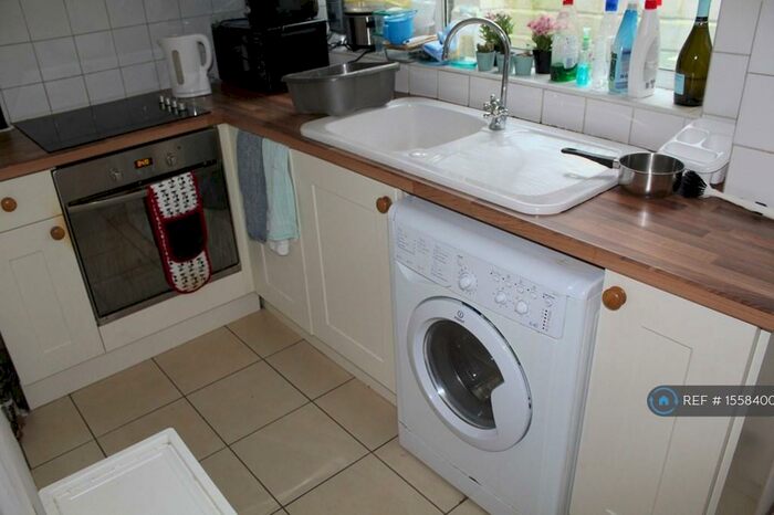 3 Bedroom Terraced House To Rent In Bonhay Road, Exeter, EX4