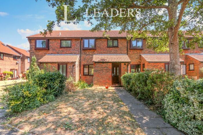 3 Bedroom Terraced House To Rent In Mudeford, BH23