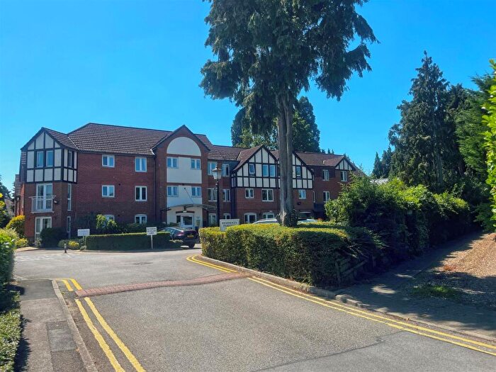 1 Bedroom Apartment For Sale In Ella Court, Kirk Ella, Hull, HU10