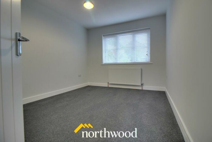 2 Bedroom Bungalow To Rent In Ashburnham Road, Thorne, Doncaster, DN8