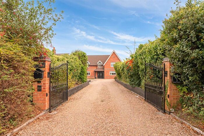 3 Bedroom Detached House For Sale In Holly Grove, Church Lawford, Rugby, CV23