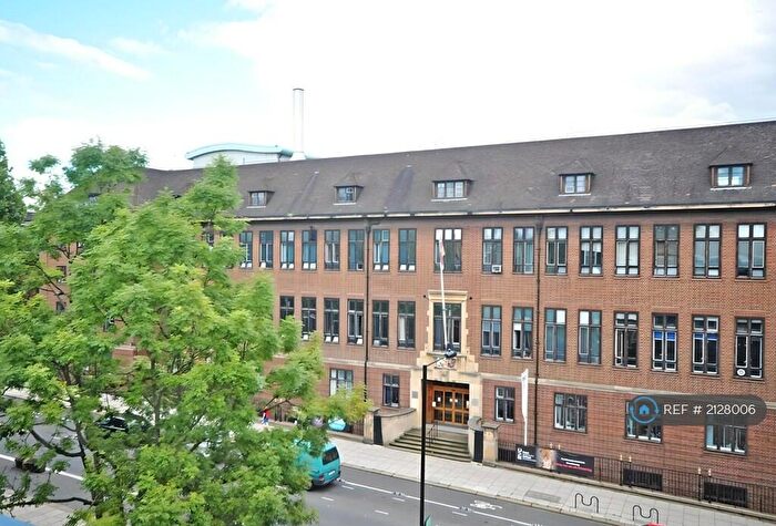 2 Bedroom Flat To Rent In Lydford, London, NW1