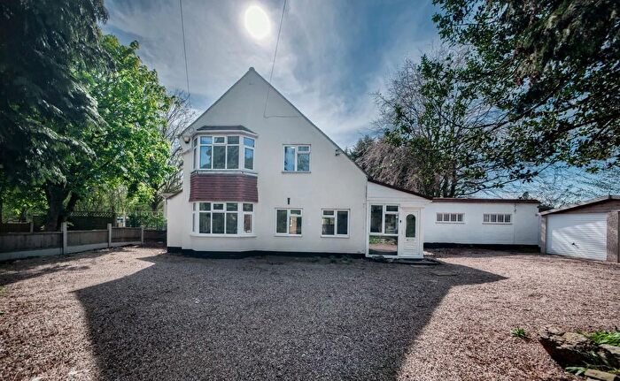 4 Bedroom Detached House To Rent In Grange Lane, Lichfield, WS14