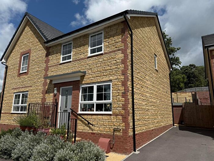 3 Bedroom Semi-Detached House For Sale In Clark Drive, Chippenham, SN15