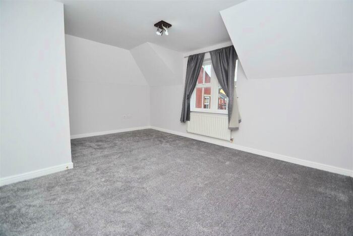 4 Bedroom Town House To Rent In Teale Court, Chapel Allerton, Leeds, LS7