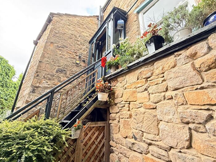 3 Bedroom Maisonette For Sale In Horsemarket, Barnard Castle, County Durham, DL12