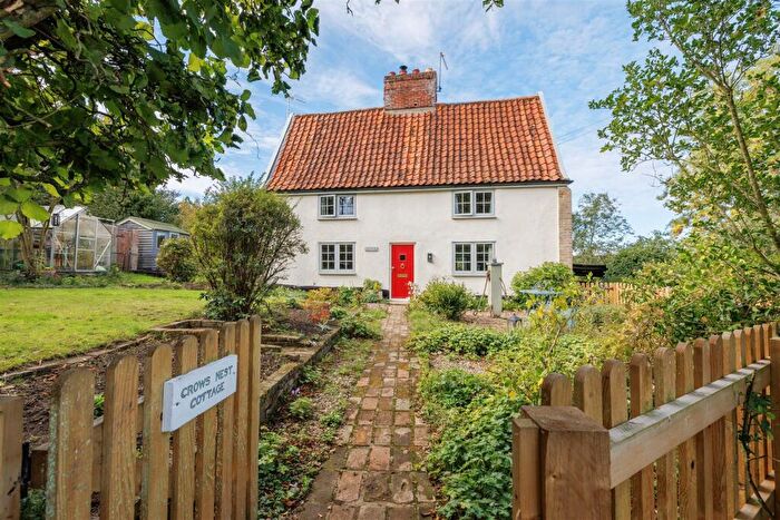 5 Bedroom Detached House For Sale In Edwards Lane, Bramfield, Halesworth, IP19