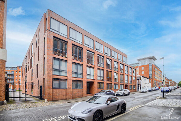 2 Bedroom Flat For Sale In Octahedron, George Street, Jewellery Quarter, B3