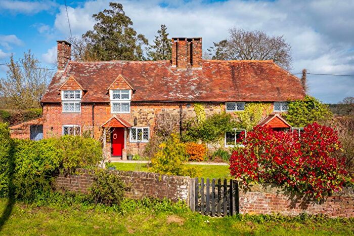 5 Bedroom Detached House For Sale In Fisher Street, Northchapel, GU28