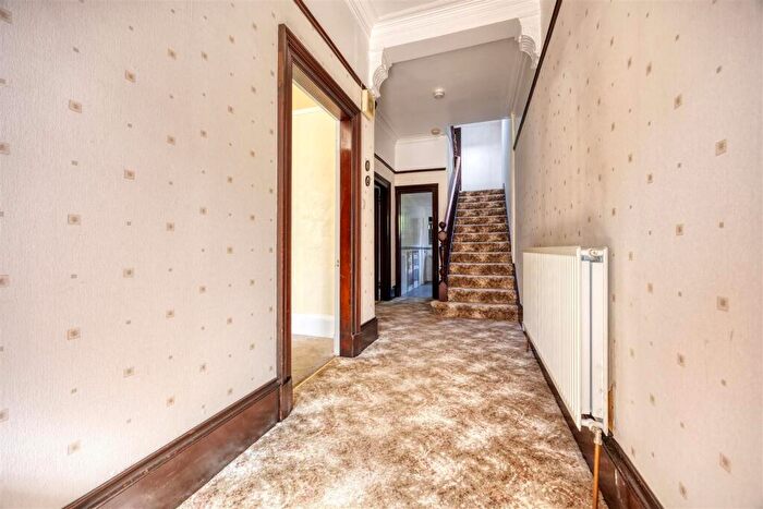 4 Bedroom Semi-Detached House To Rent In Northbank Road, Kirkintilloch, Glasgow, G66