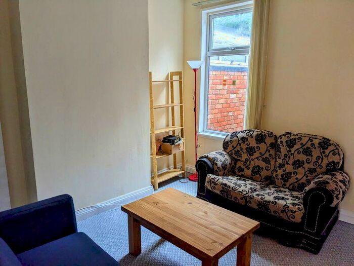 3 Bedroom Terraced House To Rent In Tiverton Road, Selly Oak, Birmingham, B29
