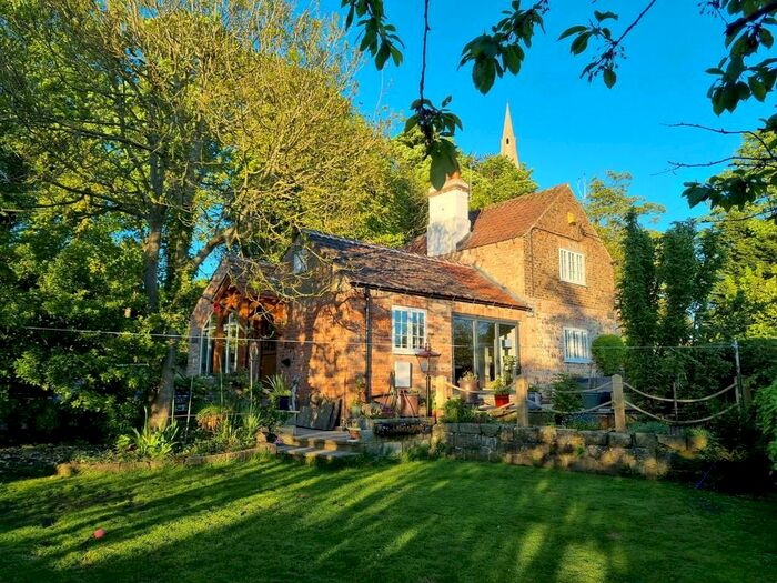 3 Bedroom Detached House For Sale In Creskeld Cottage, Back Lane, Hunsingore, LS22