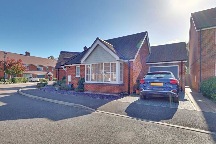 2 Bedroom Semi-Detached Bungalow For Sale In Deerleap Lane, Rowlands Castle, PO9