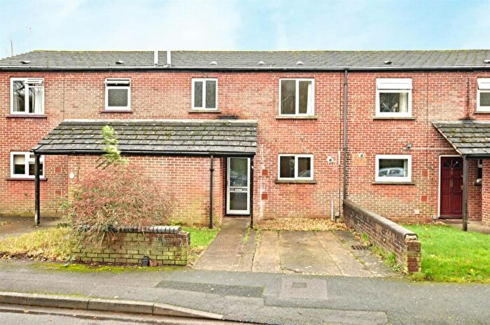 4 Bedroom House To Rent In Broadoak Road, Woodfarm, OX3
