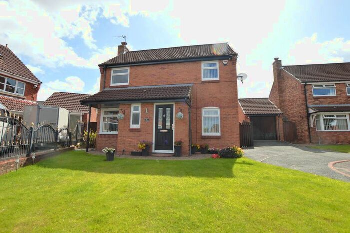3 Bedroom Detached House To Rent In Syderstone Close, Hindley, Wigan, WN2