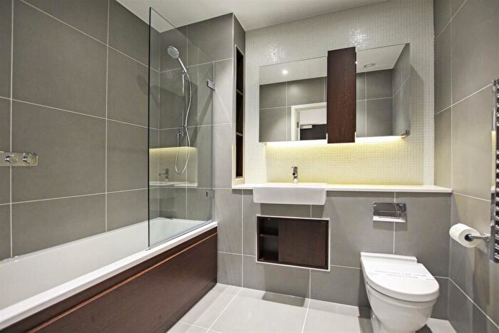 Flat To Rent In London, N4