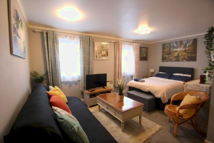 Studio To Rent In Blackfriars Road, Glasgow, G1