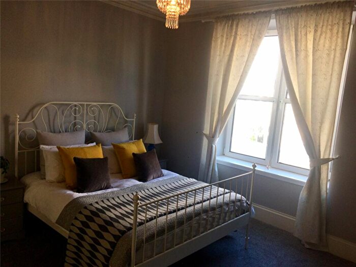 2 Bedroom Flat To Rent In Walker Road, Torry, Aberdeen, AB11