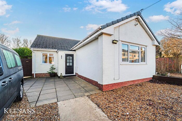 4 Bedroom Semi Detached House For Sale In Feniscliffe Drive, Blackburn, BB2