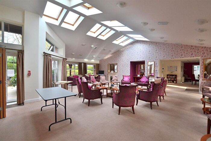 2 Bedroom Flat For Sale In Sycamore Grange, Branksomewood Road, Fleet, GU51