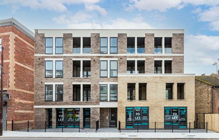 2 Bedroom Flat To Rent In Frith Road, Universal House, CR0