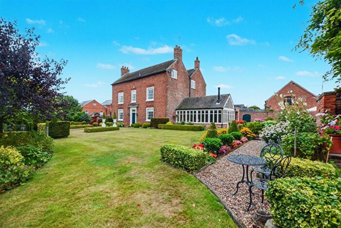 6 Bedroom Cottage For Sale In Market Street, Draycott, DE72