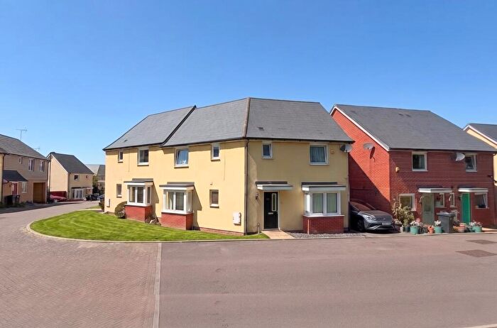 3 Bedroom House To Rent In Torkildsen Way, Fifth Avenue, Harlow, Essex, CM20