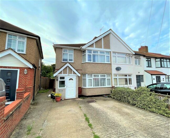 3 Bedroom Semi-Detached House To Rent In Denecroft Crescent, Uxbridge, Greater London, UB10