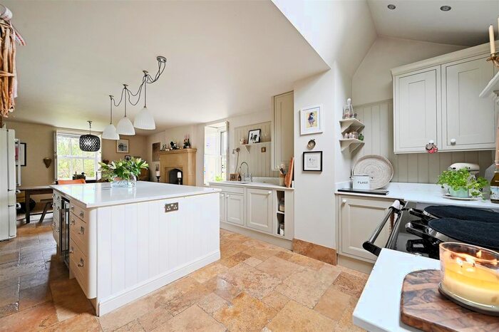 4 Bedroom Detached House For Sale In Hagg House, Ladybower, Hope Valley, S33