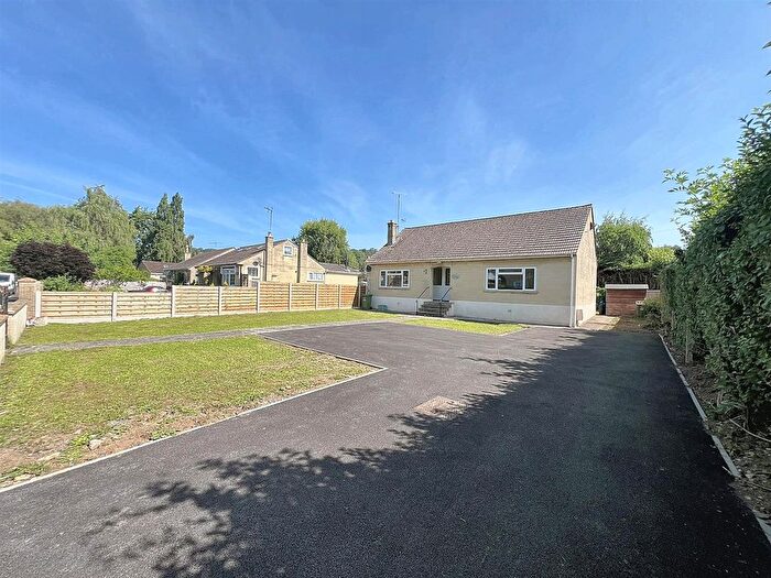 2 Bedroom Detached Bungalow For Sale In Westfield Park, Newbridge, Bath, BA1