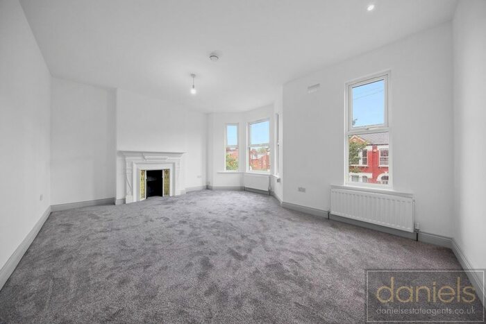 2 Bedroom Flat To Rent In Spezia Road, London, NW10
