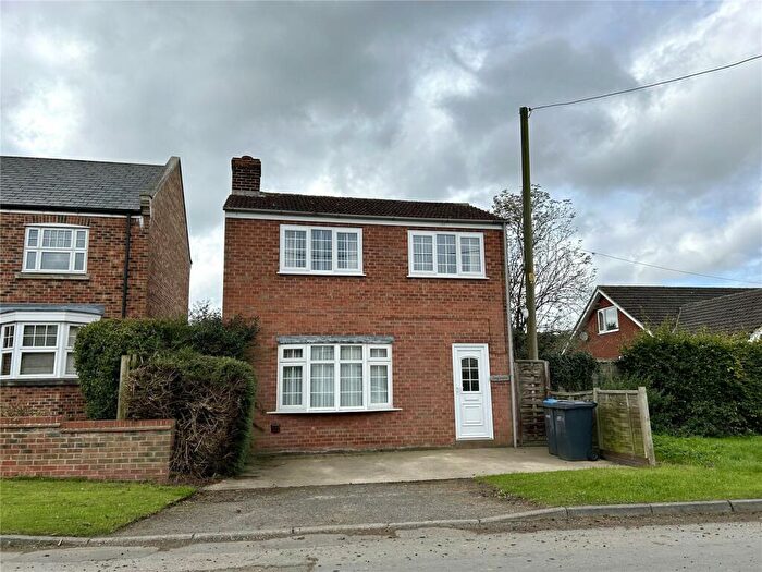 2 Bedroom Detached House For Sale In West Rounton, Northallerton, North Yorkshire, DL6