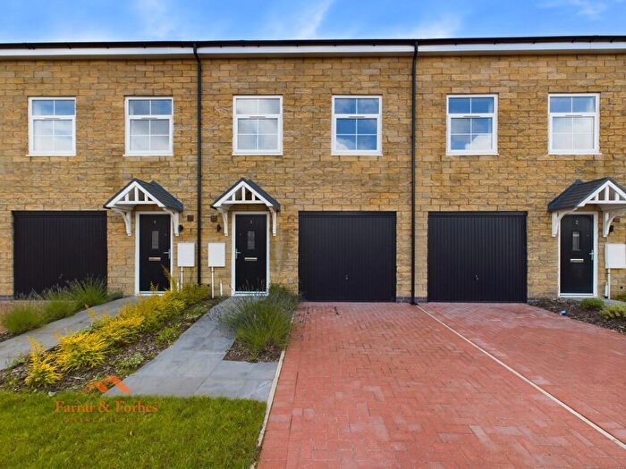 4 Bedroom Terraced House To Rent In Melbourne Gardens, Burnley, BB12