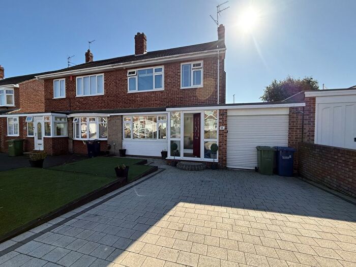 3 Bedroom Semi-Detached House For Sale In Highside Drive, Sunderland, SR3