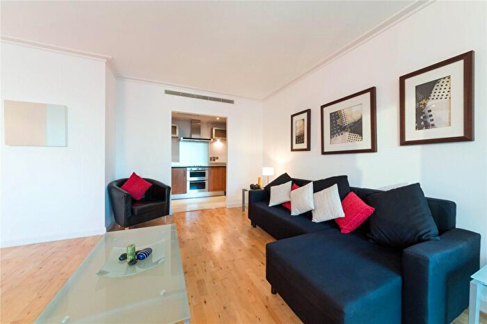 1 Bedroom Apartment To Rent In South Quay Square, London, E14