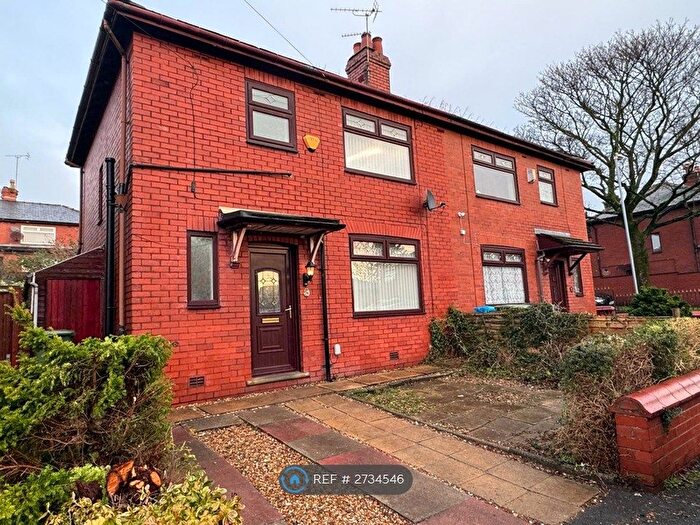 3 Bedroom Semi Detached House To Rent In Enfield Avenue, Oldham, OL8