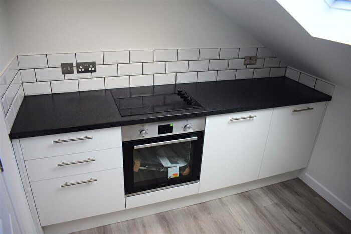 2 Bedroom Apartment To Rent In Albert Road, Southsea, Portsmouth, PO5