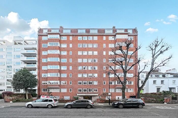 2 Bedroom Flat For Sale In St. Petersburgh Place, London, W2