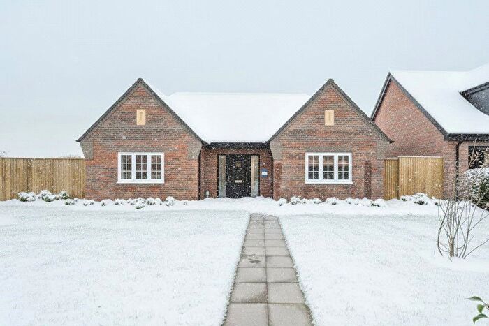 2 Bedroom Bungalow For Sale In Bowbrook Copse, Monk Sherborne Road, Charter Alley, Hampshire, RG26