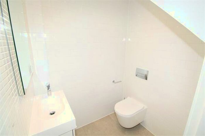 4 Bedroom Detached House For Sale In Walcote, LE17