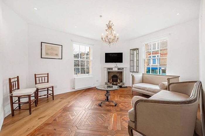 2 Bedroom Flat To Rent In Lillie Road, Munster Village, London, SW6