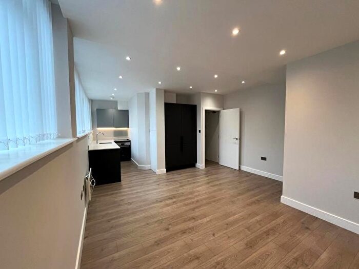 1 Bedroom Flat To Rent In Woodbridge Road, Guildford, GU1