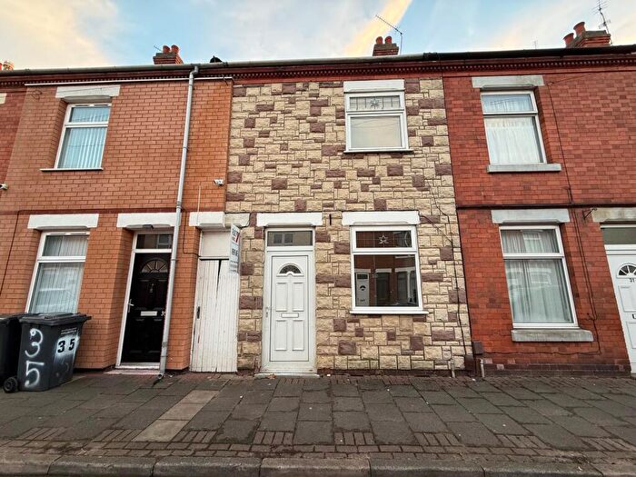 3 Bedroom Terraced House To Rent In Burder Street, Loughborough, LE11