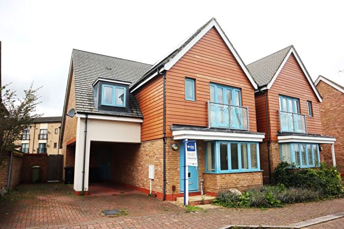 3 Bedroom Detached House To Rent In Bewdley Grove, Broughton, Milton Keynes, MK10
